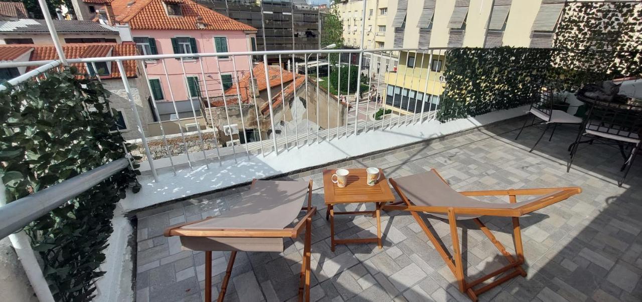 R&E Apartment Spalato Esterno foto